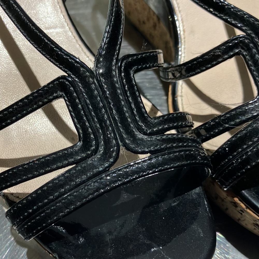 Prada black patent leather wedge sandals size 6.5 - Picture 4 of 7